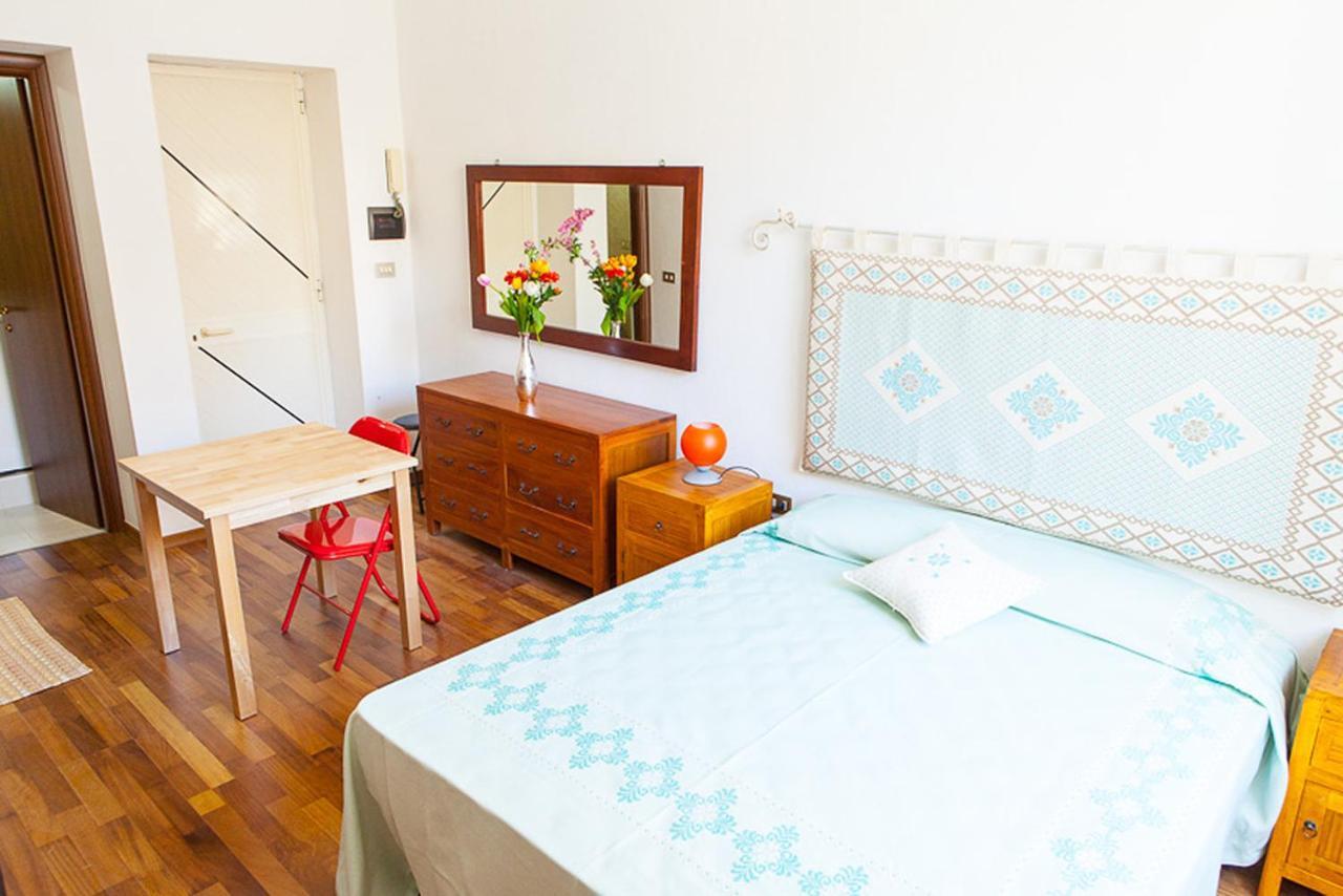 Ferienwohnung S Efisio In Cagliari Centre Q4825 Zimmer foto